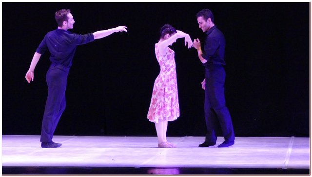 Balletto Milano Vie En Rose Chanson Chansons