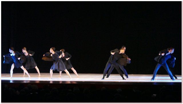 Balletto Milano Vie En Rose Chanson Chansons