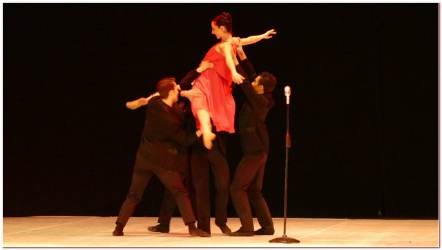 Balletto Milano Vie En Rose Chanson Chansons