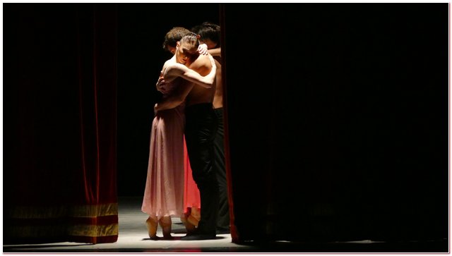 Balletto Milano Vie En Rose Chanson Chansons