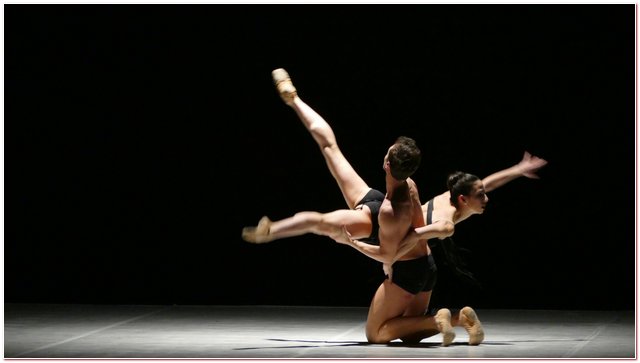 Balletto Milano Vie En Rose Chanson Chansons