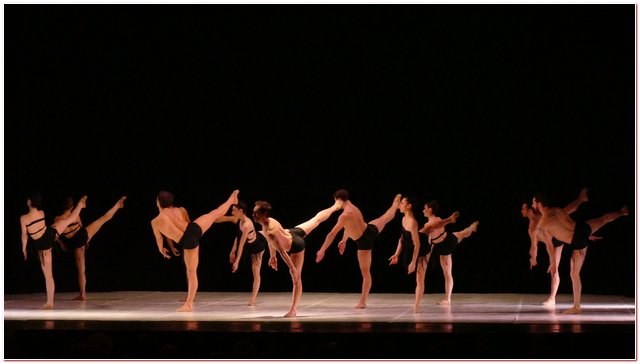 Balletto Milano Vie En Rose Chanson Chansons