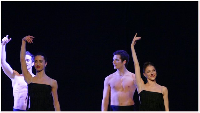 Balletto Milano Vie En Rose Chanson Chansons