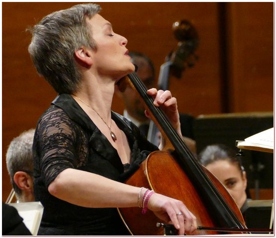 Claus Peter Flor e il violoncello di Quirine Viersen
