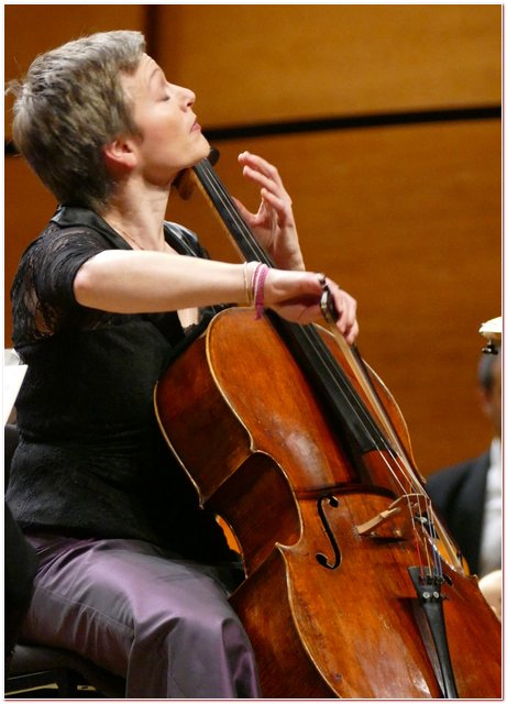 Claus Peter Flor e il violoncello di Quirine Viersen