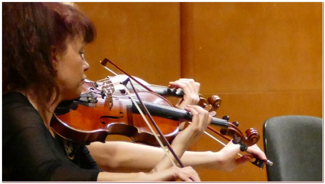 Claus Peter Flor e il violoncello di Quirine Viersen