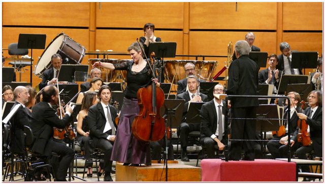 Claus Peter Flor e il violoncello di Quirine Viersen