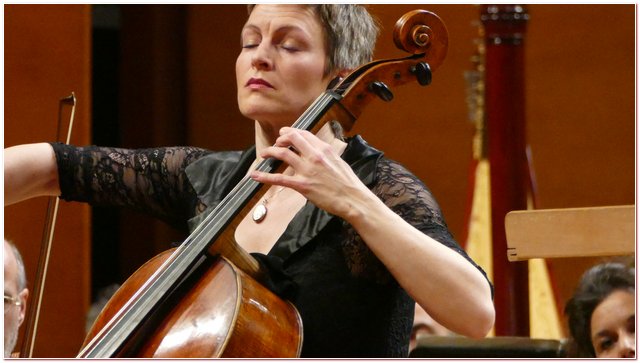 Claus Peter Flor e il violoncello di Quirine Viersen