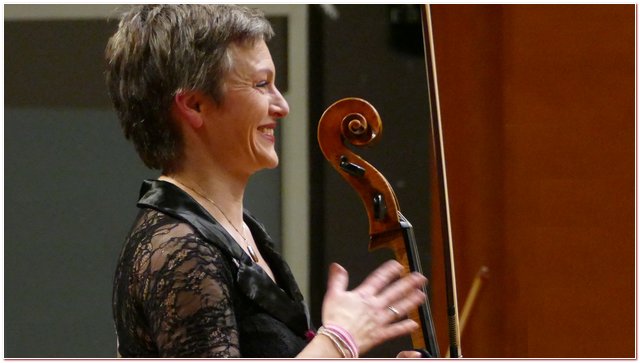 Claus Peter Flor e il violoncello di Quirine Viersen