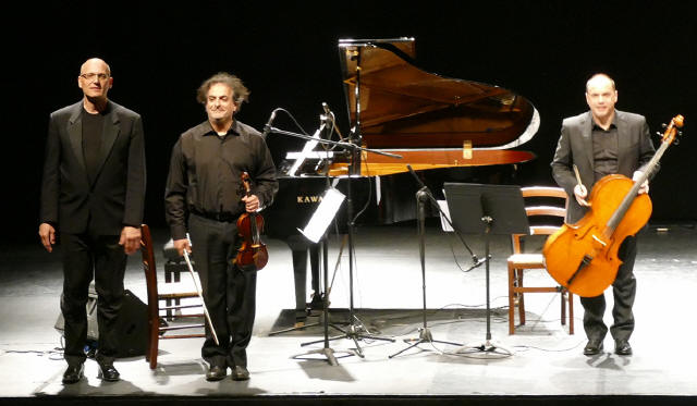 Elio al Teatro Menotti