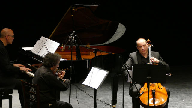 Elio al Teatro Menotti