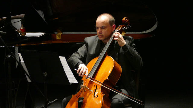 Elio al Teatro Menotti