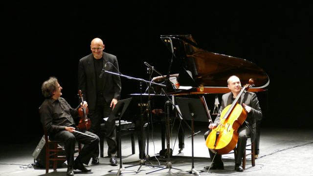 Elio al Teatro Menotti