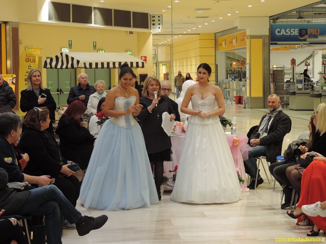 Bambini Passerella Ipercoop Ducale