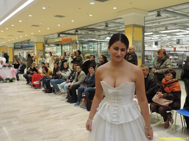 Bambini Passerella Ipercoop Ducale