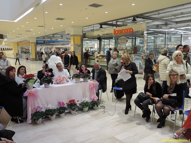 Bambini Passerella Ipercoop Ducale