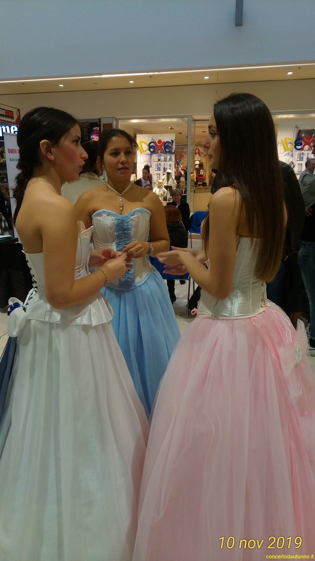 Bambini Passerella Ipercoop Ducale