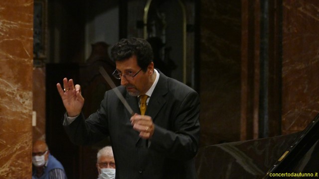 AMADEUS Coro Trecate