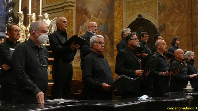 AMADEUS Coro Trecate