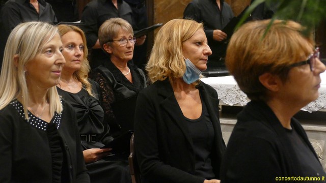 AMADEUS Coro Trecate