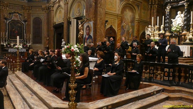 AMADEUS Coro Trecate