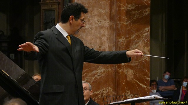 AMADEUS Coro Trecate