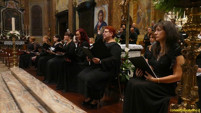AMADEUS Coro Trecate