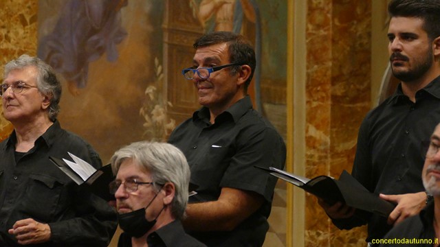 AMADEUS Coro Trecate