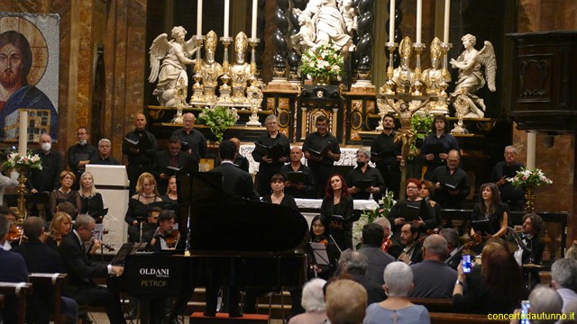 AMADEUS Coro Trecate