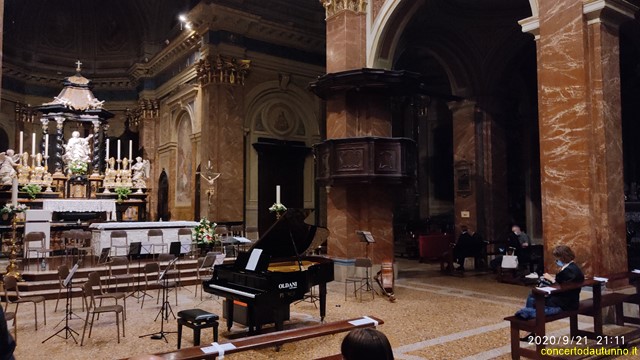 AMADEUS Coro Trecate