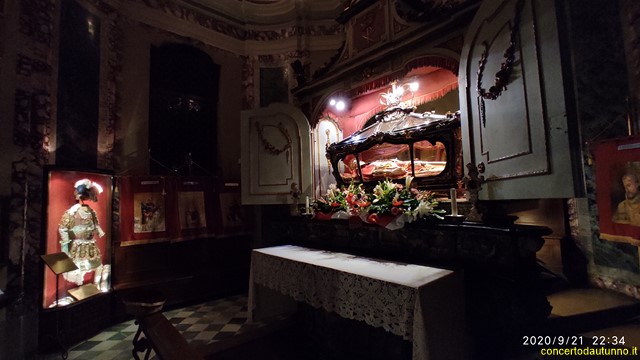 AMADEUS Coro Trecate