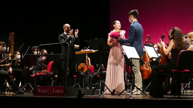 Magenta Totem Orchestra Vivaldi Micol Costa