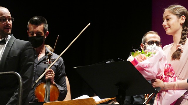 Magenta Totem Orchestra Vivaldi Micol Costa