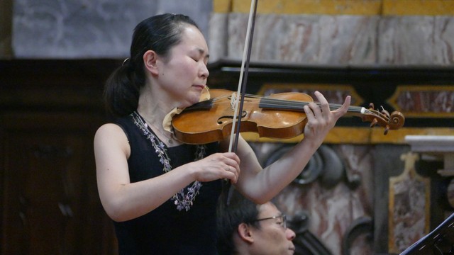 violinista Ayako Matsunaga e il clavicembalista Takashi Watanabe