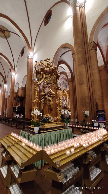 Pavia Chiesa del Carmine
