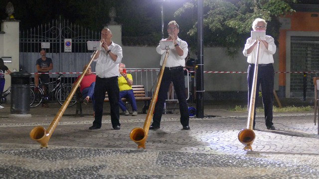 Bande Rosate Corbetta Alphorn