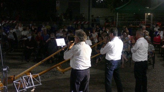 Bande Rosate Corbetta Alphorn