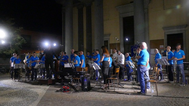 Bande Rosate Corbetta Alphorn