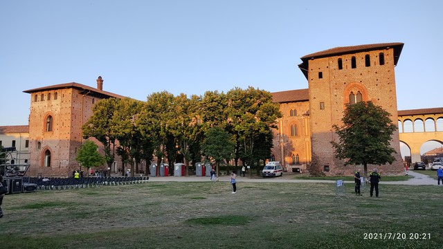 Mannoia Tour padroni di niente Vigevano
