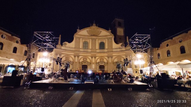 Schicchi Vigevano Piazza Ducale