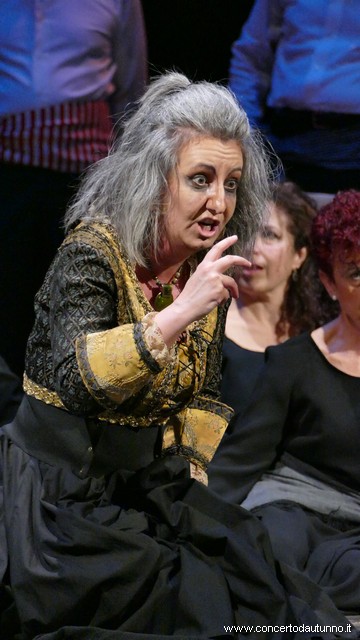 Magenta Lisca Trovatore Kovalchuk
