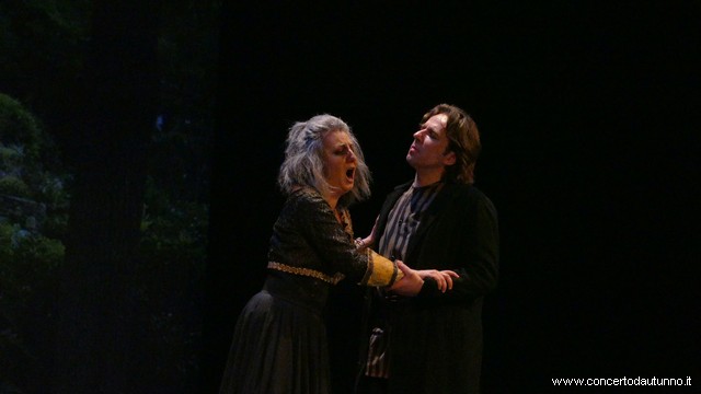 Magenta Lisca Trovatore Kovalchuk