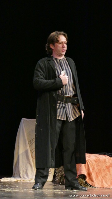 Magenta Lisca Trovatore Kovalchuk