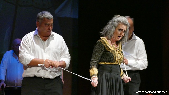Magenta Lisca Trovatore Kovalchuk