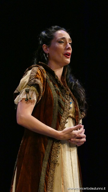 Magenta Lisca Trovatore Kovalchuk