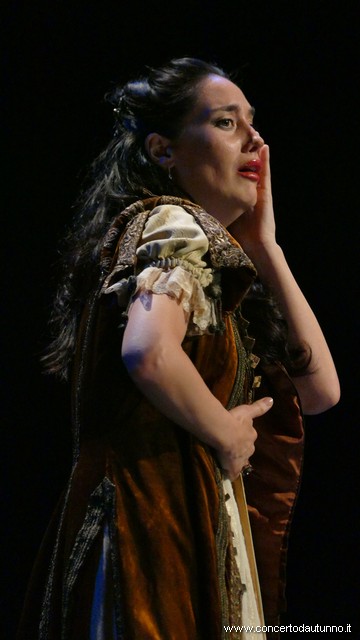 Magenta Lisca Trovatore Kovalchuk