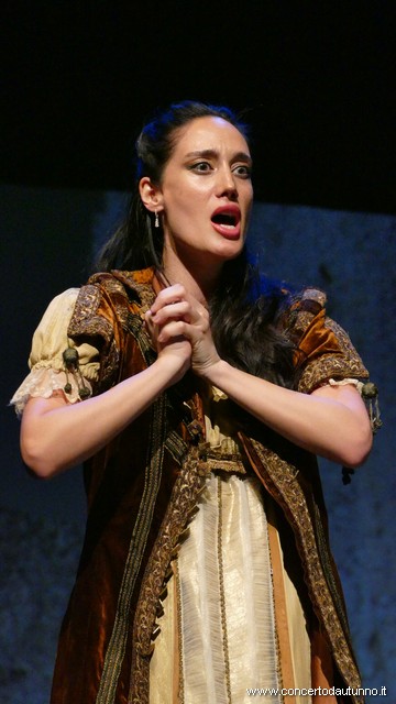 Magenta Lisca Trovatore Kovalchuk