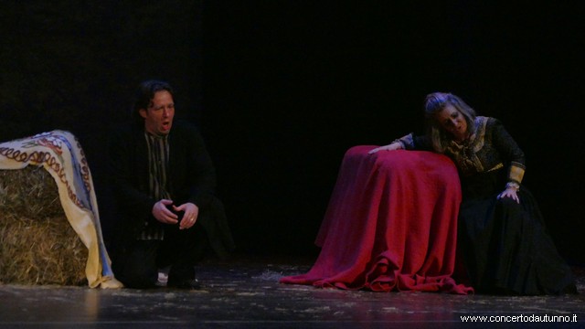 Magenta Lisca Trovatore Kovalchuk