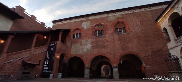 Novara Broletto Operetta