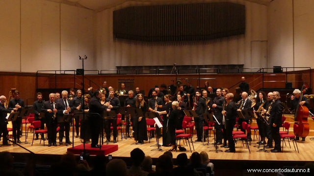 vox aurae wind ensemble